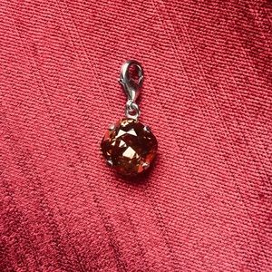 Sabika Hostess Pendant Topaz